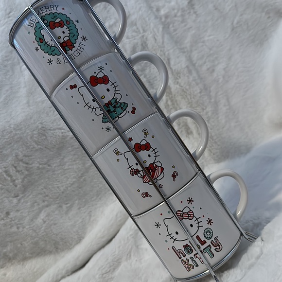 Holiday Hello Kitty Mug Collection - Picture 2 of 3